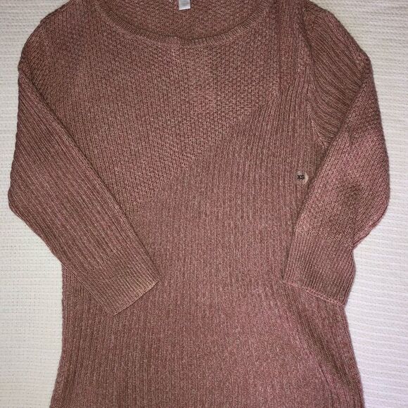 Women’s New York and Company Sweater   - Picture 4 of 8
